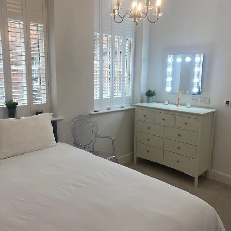 Unrivalled Location - Five Star - Worcester Apartment 외부 사진