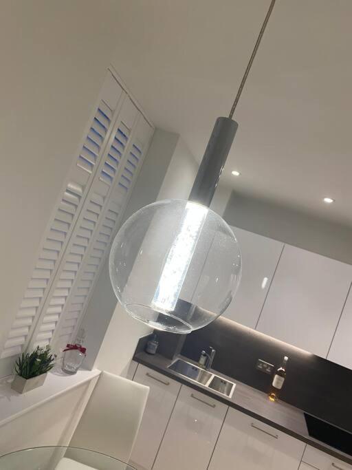 Unrivalled Location - Five Star - Worcester Apartment 외부 사진