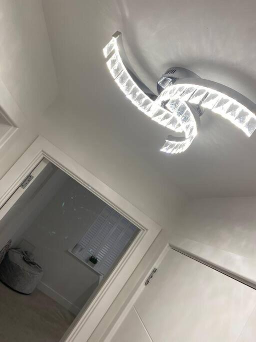 Unrivalled Location - Five Star - Worcester Apartment 외부 사진