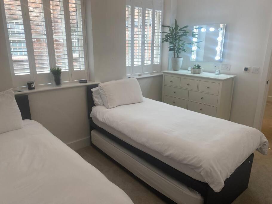 Unrivalled Location - Five Star - Worcester Apartment 외부 사진