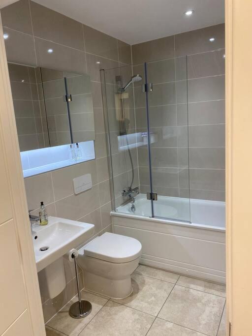 Unrivalled Location - Five Star - Worcester Apartment 외부 사진