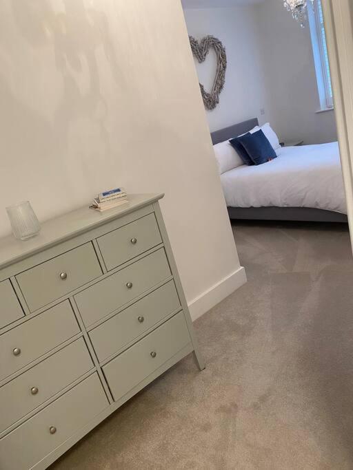Unrivalled Location - Five Star - Worcester Apartment 외부 사진