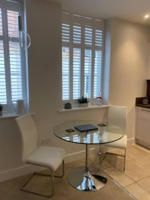 Unrivalled Location - Five Star - Worcester Apartment 외부 사진