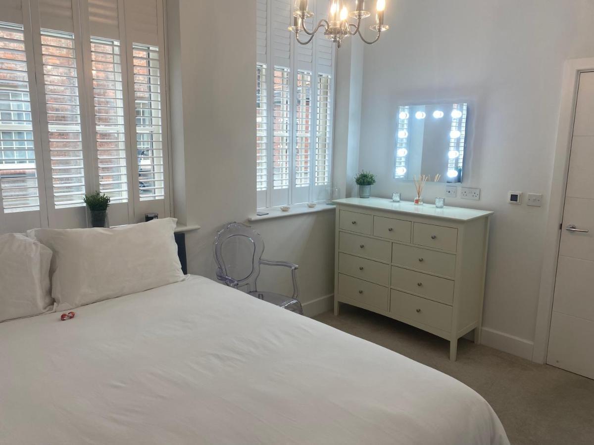 Unrivalled Location - Five Star - Worcester Apartment 외부 사진
